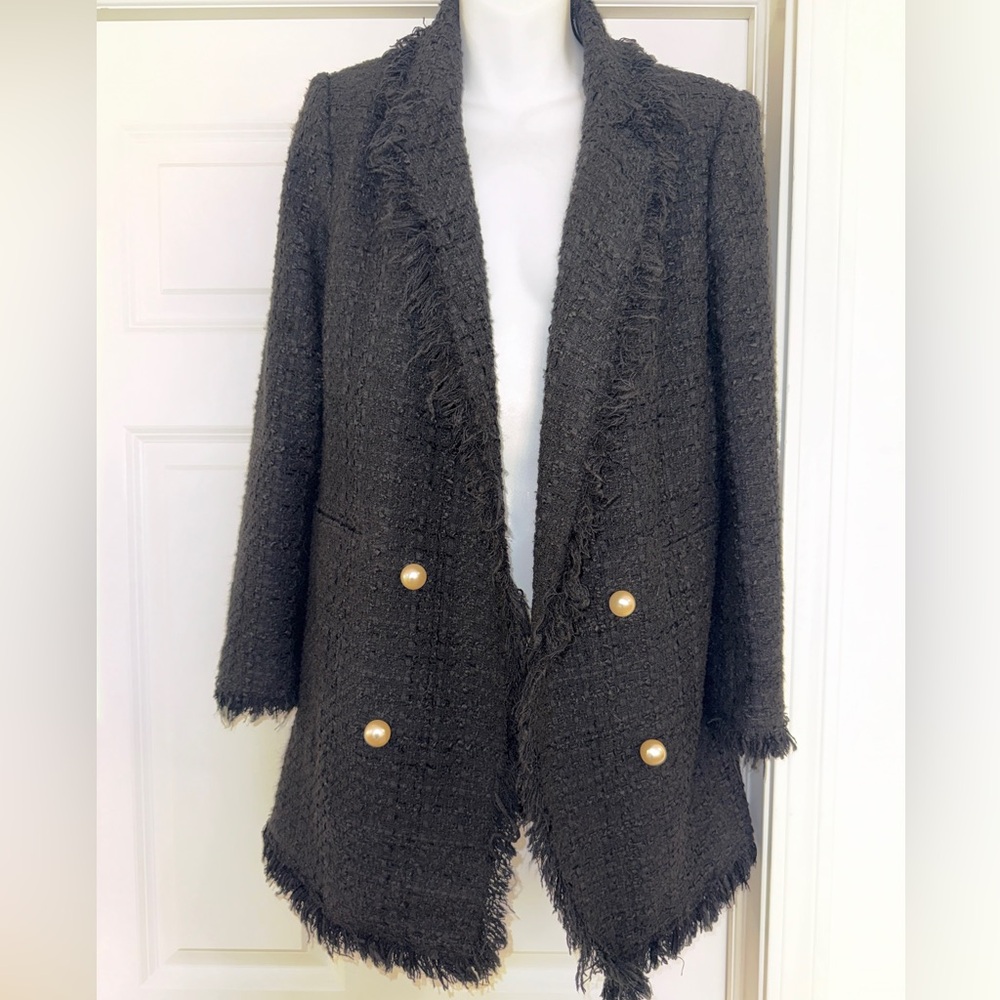 Zara Women's Black Frayed Tweed Boucle Blazer Jacket w Pearl Buttons, Small EUC - Picture 4 of 11